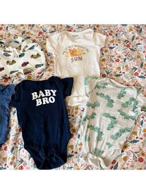 Old Navy baby boy summer bundle 18-24 months